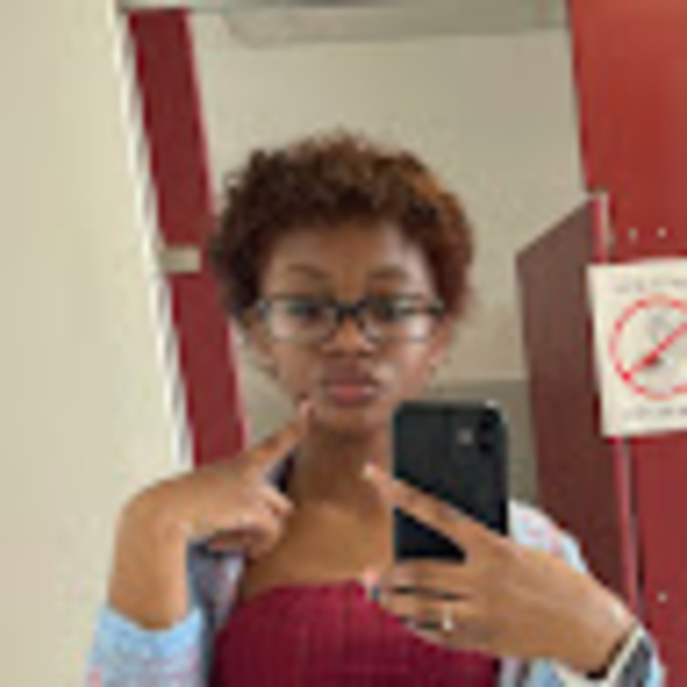Meet your Posher, Saniyah